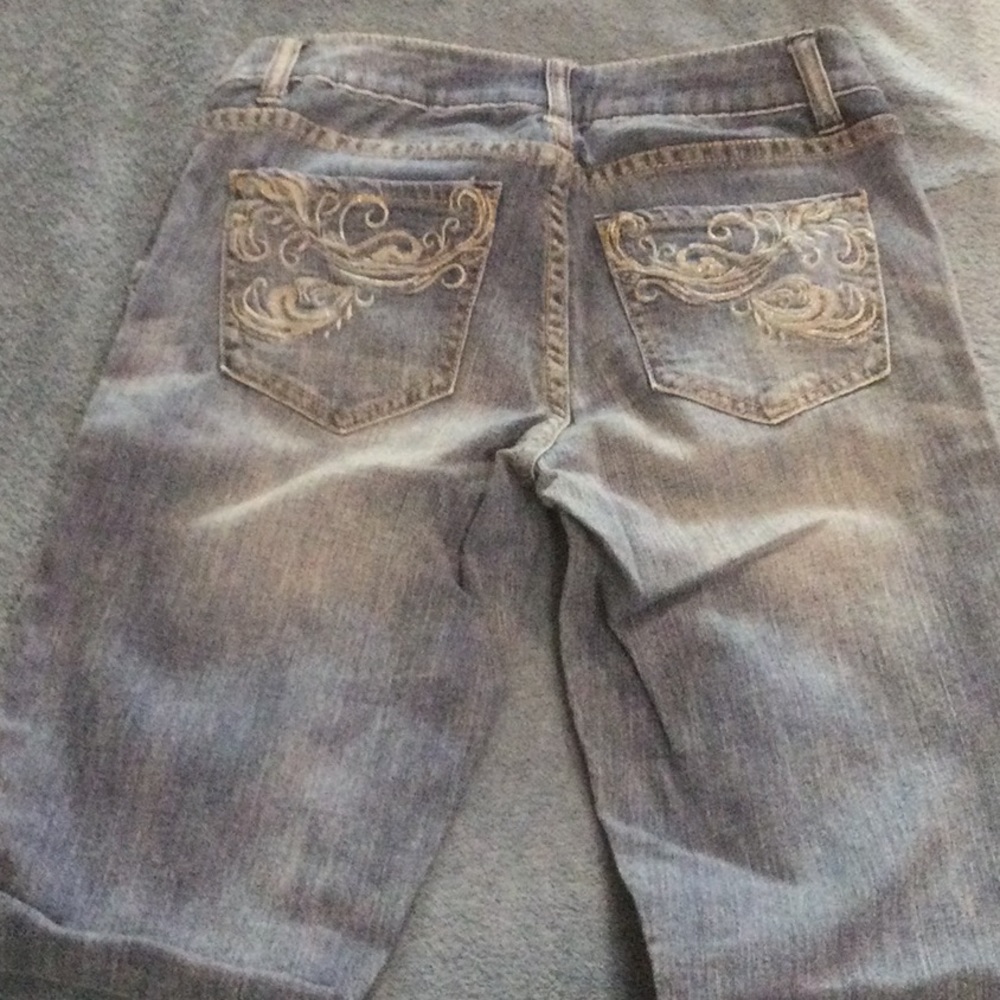 Jeans - Picture 2 of 3